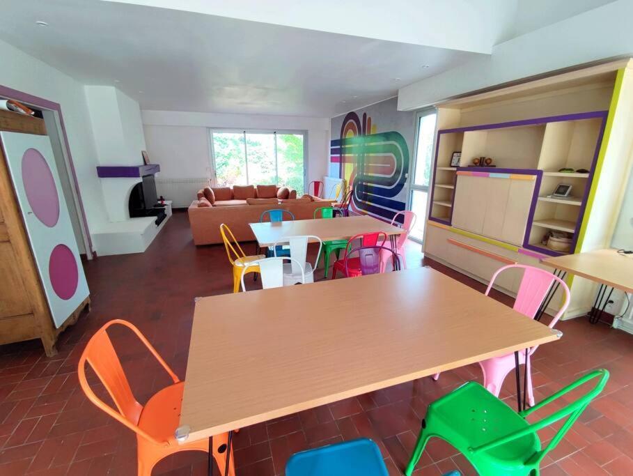 Gite Le 45 Tours Nueil-sous-les-Aubiers Ngoại thất bức ảnh